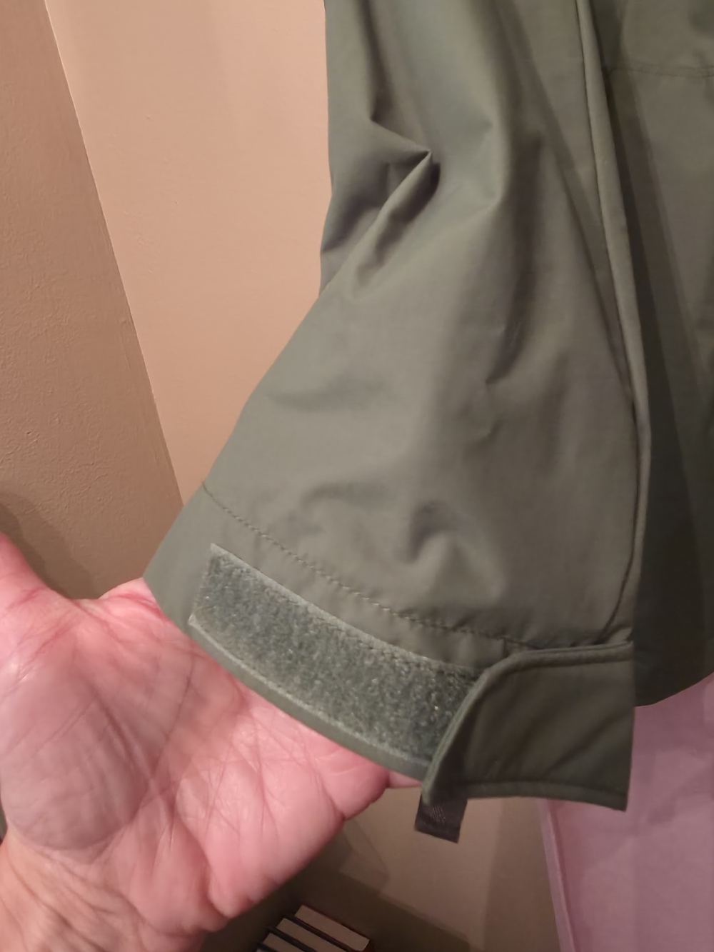Columbia Green Performance Jacket - Picture 6 of 6